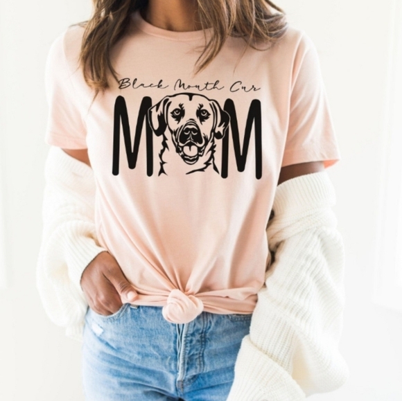 Black Mouth Cur Mom / Dog Mom Gift/ Dog Mama Tee - Picture 1 of 5